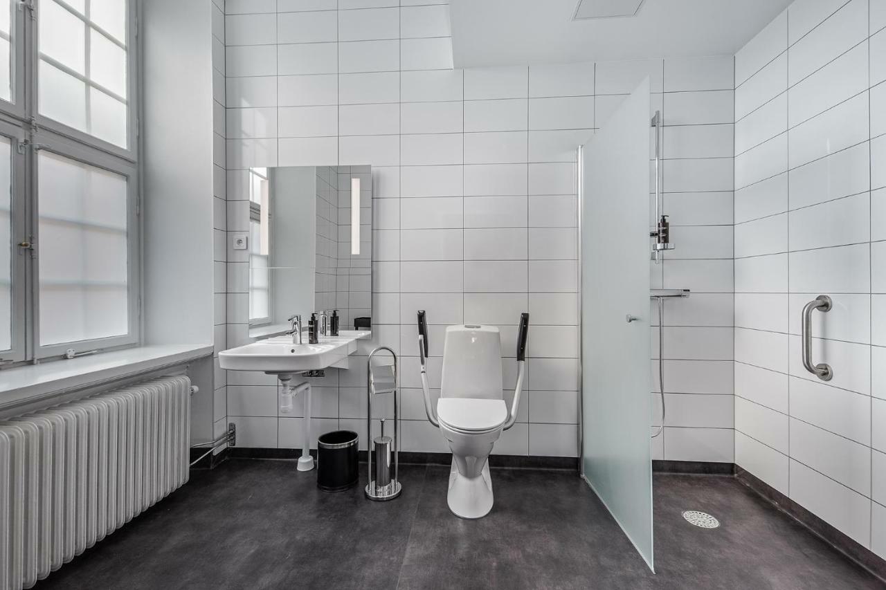 Livgrenadjaermaessen Hotell-Fest-Konferens Linkoping Ngoại thất bức ảnh