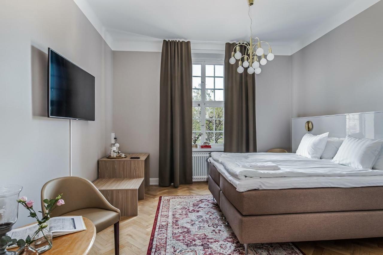 Livgrenadjaermaessen Hotell-Fest-Konferens Linkoping Ngoại thất bức ảnh