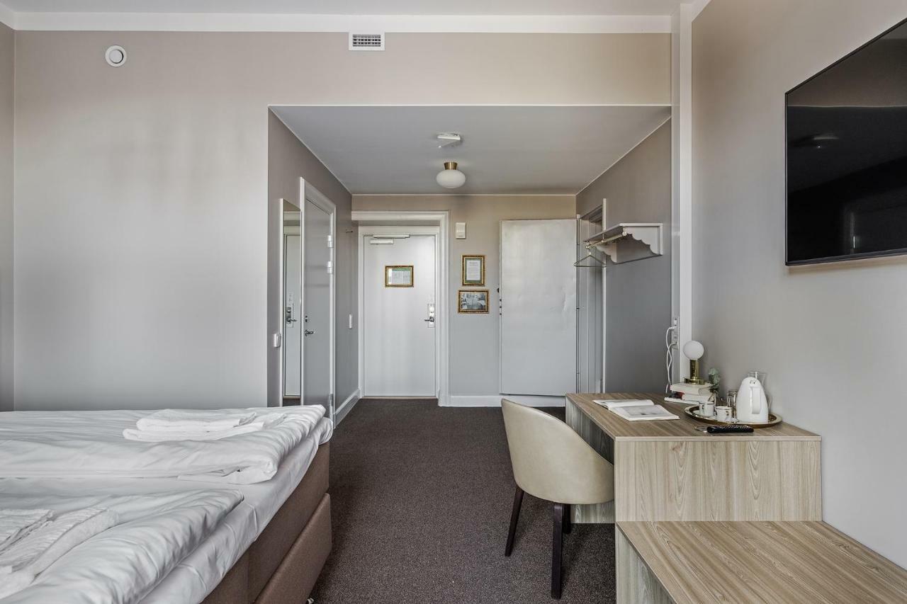 Livgrenadjaermaessen Hotell-Fest-Konferens Linkoping Ngoại thất bức ảnh